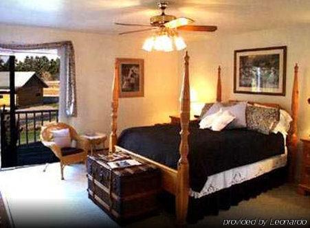 Bad Rock Bed And Breakfast Inn كولومبيا فولز الغرفة الصورة