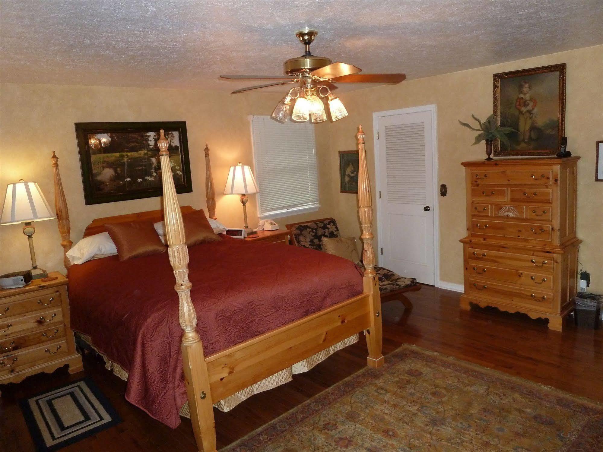 Bad Rock Bed And Breakfast Inn كولومبيا فولز المظهر الخارجي الصورة