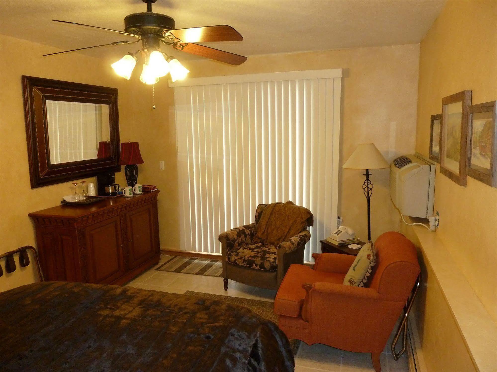Bad Rock Bed And Breakfast Inn كولومبيا فولز المظهر الخارجي الصورة